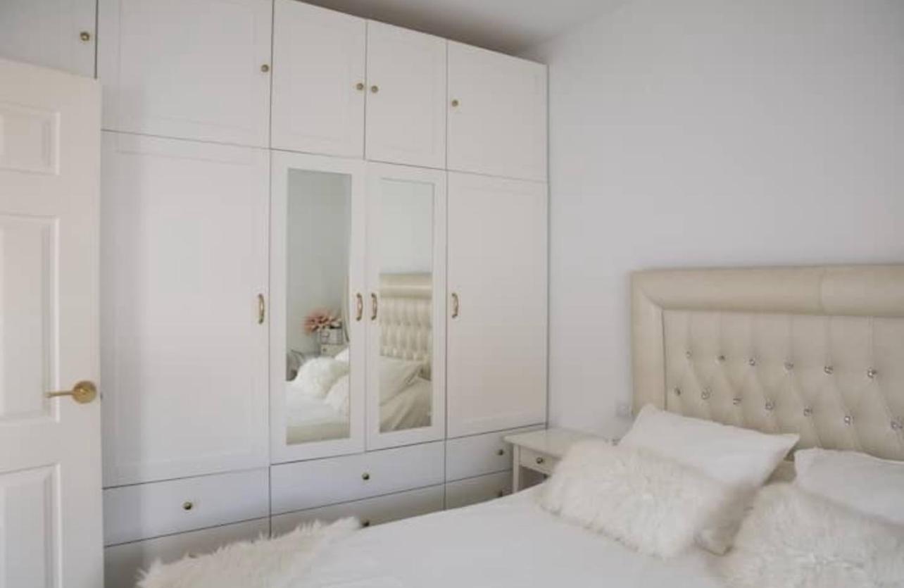 Apartamento - La Vie En Rose Тарифа Экстерьер фото